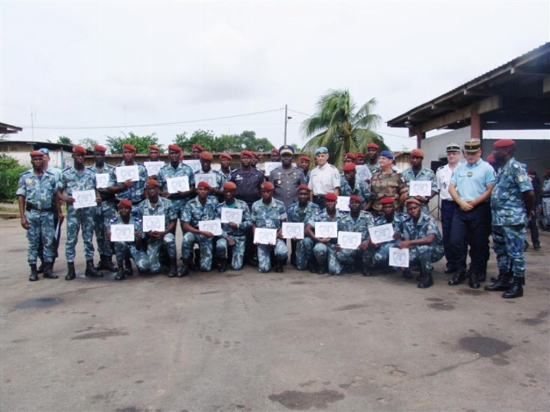 Sécurité : des gendarmes formés aux nouvelles techniques de maintien de l`ordre par l`ONUCI